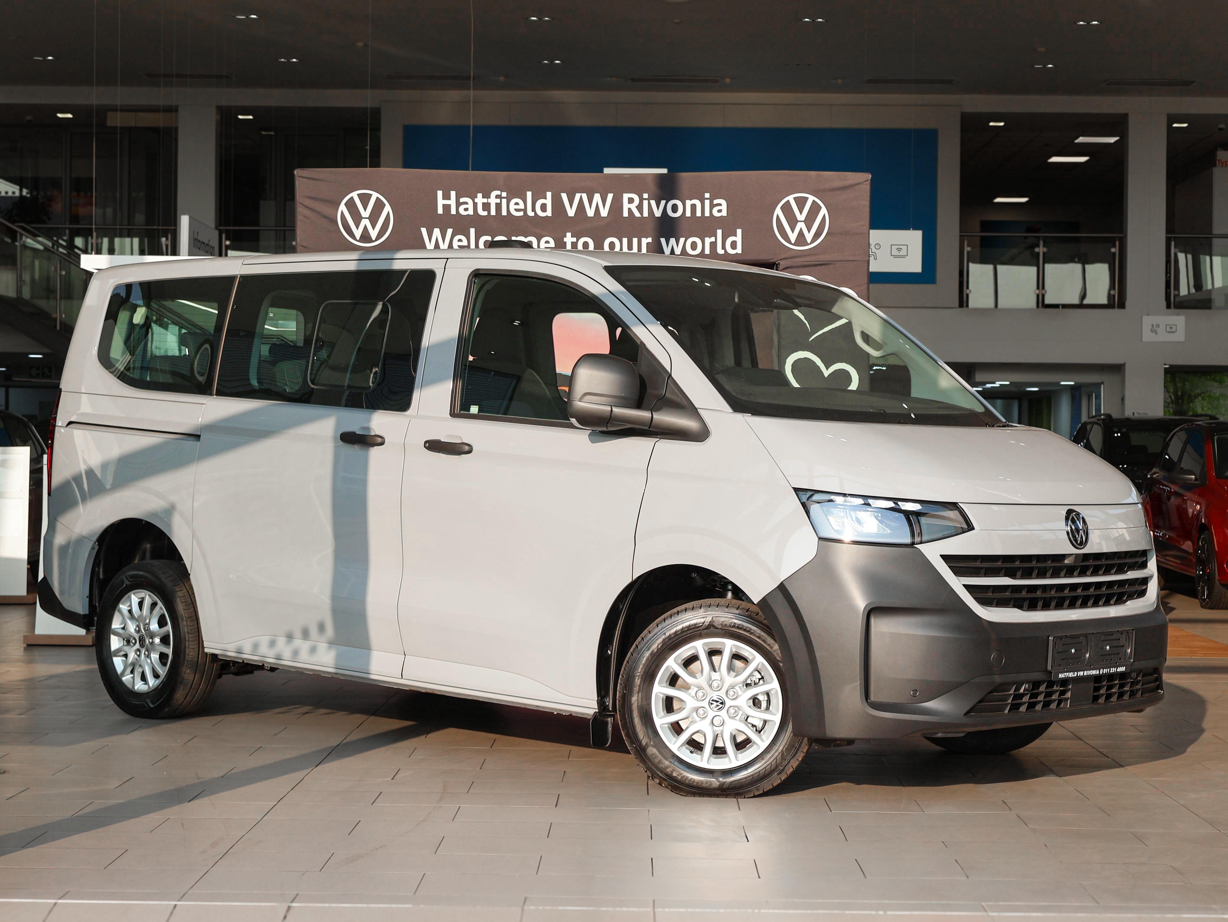 2025 Volkswagen VW Transporter Kombi 2.0 TDi Basic Auto 125kW ...