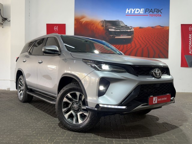Toyota Fortuner VI 2.4GD-6 Auto 4x4