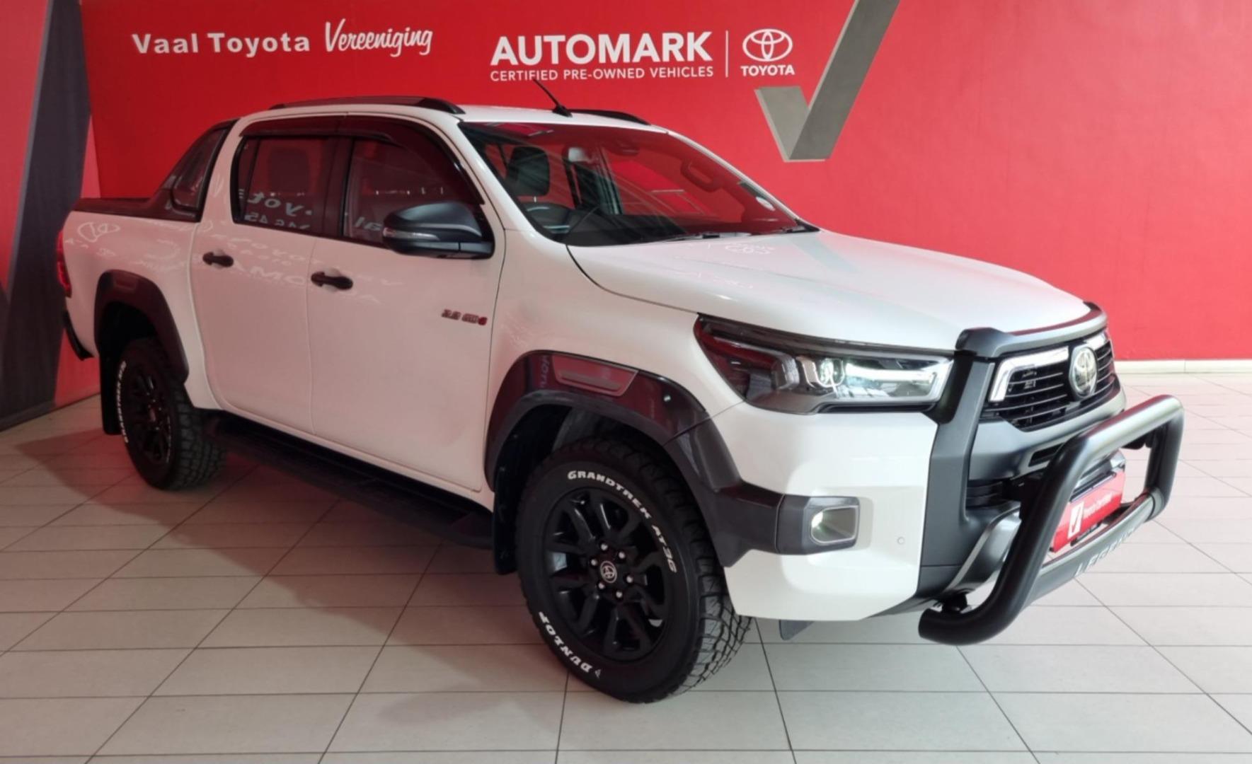 2021-White-Toyota-Hilux-Double