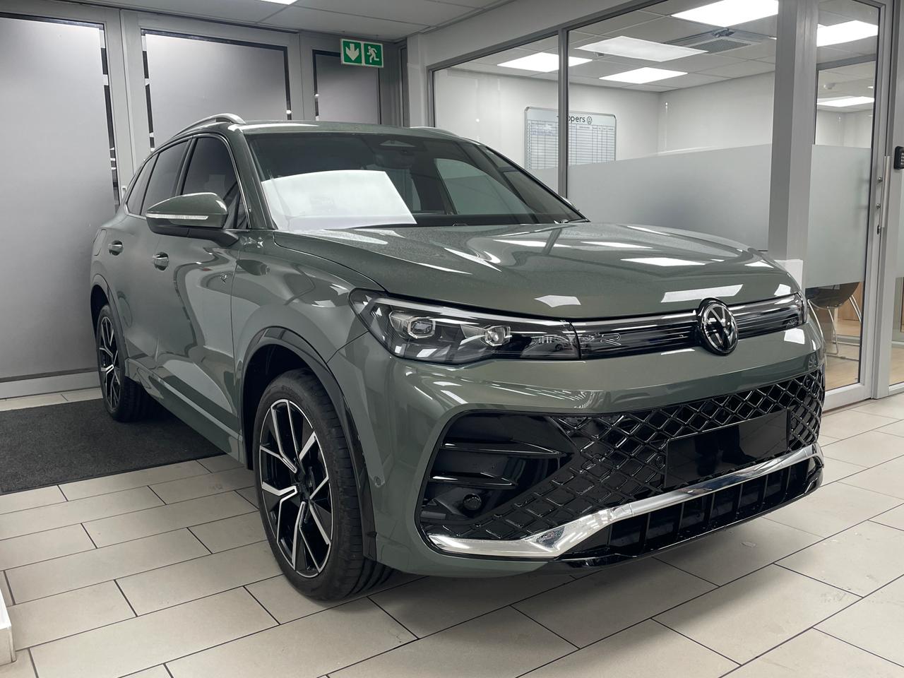 2025 Volkswagen Tiguan  for sale - 01HVDEM073572