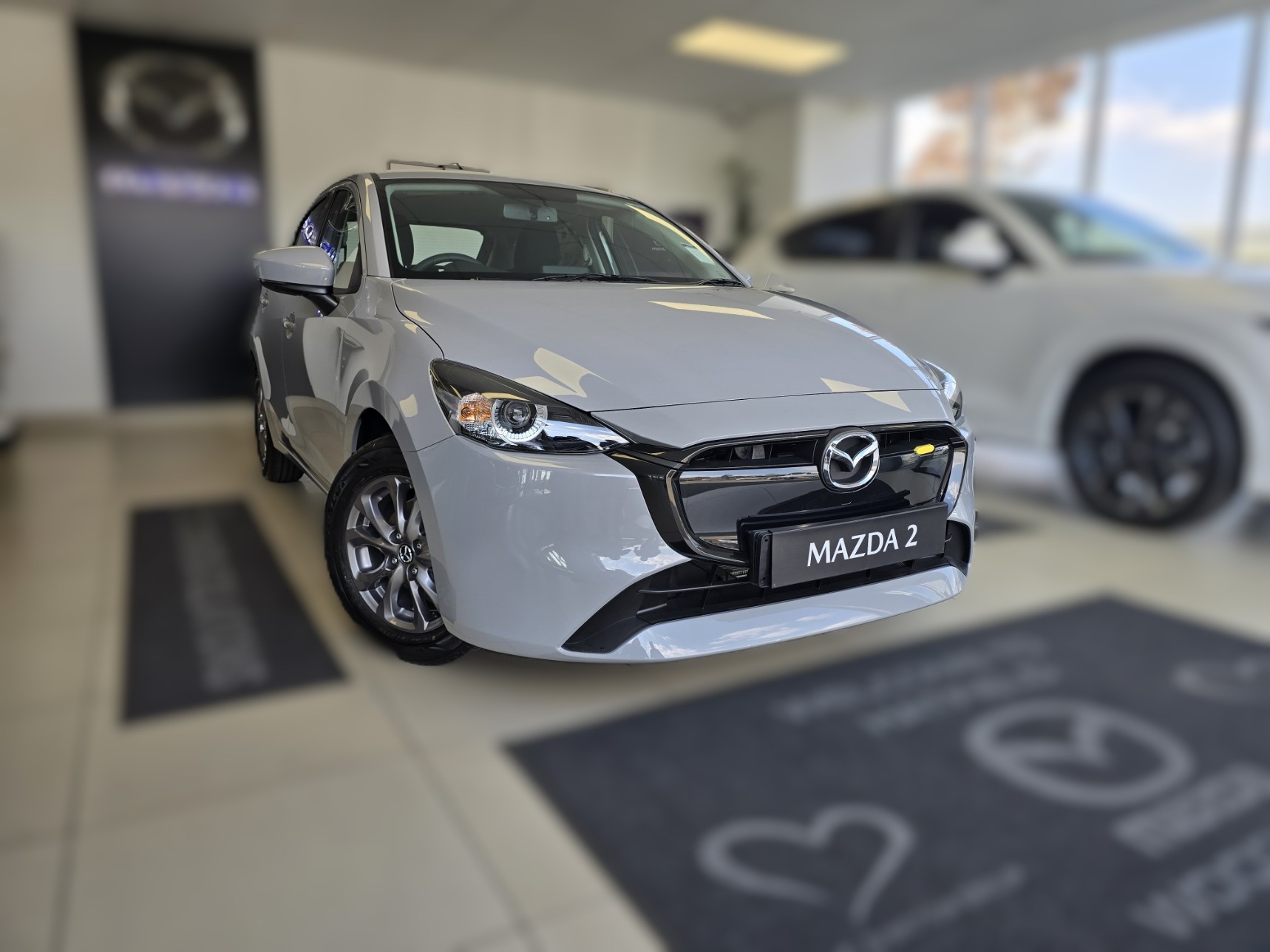 2025 Mazda 2 1.5 Dynamic 5 Door Q2FyTGlzdGluZzo1NTA4ODY R299900