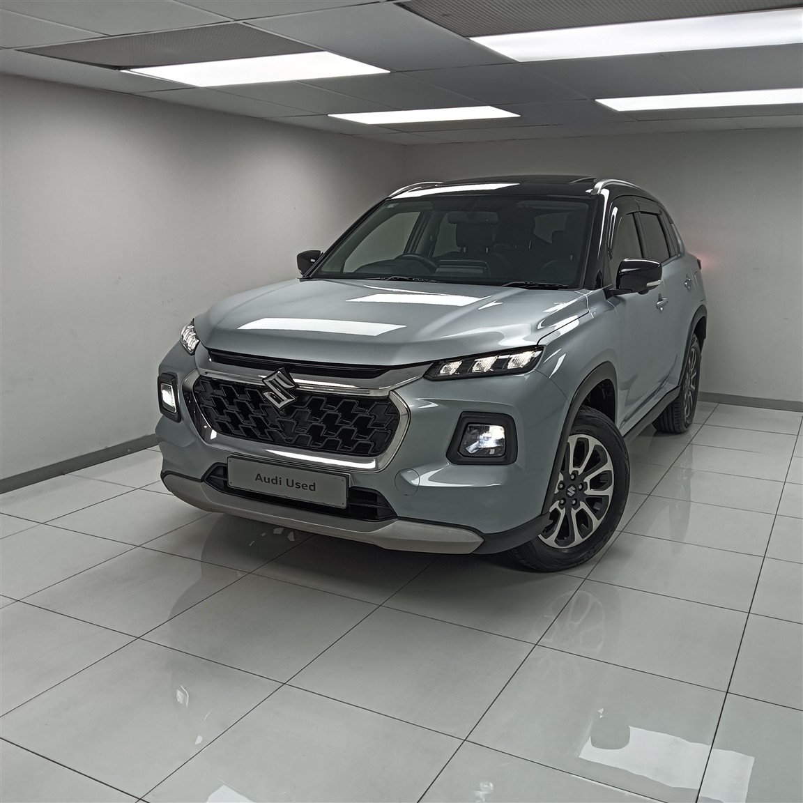 Waganseページ Deuxieme LIBERADD graphene 2023 Suzuki Grand Vitara 1.5 GLX Auto Q2FyTGlzdGluZzo1NjA4MDU