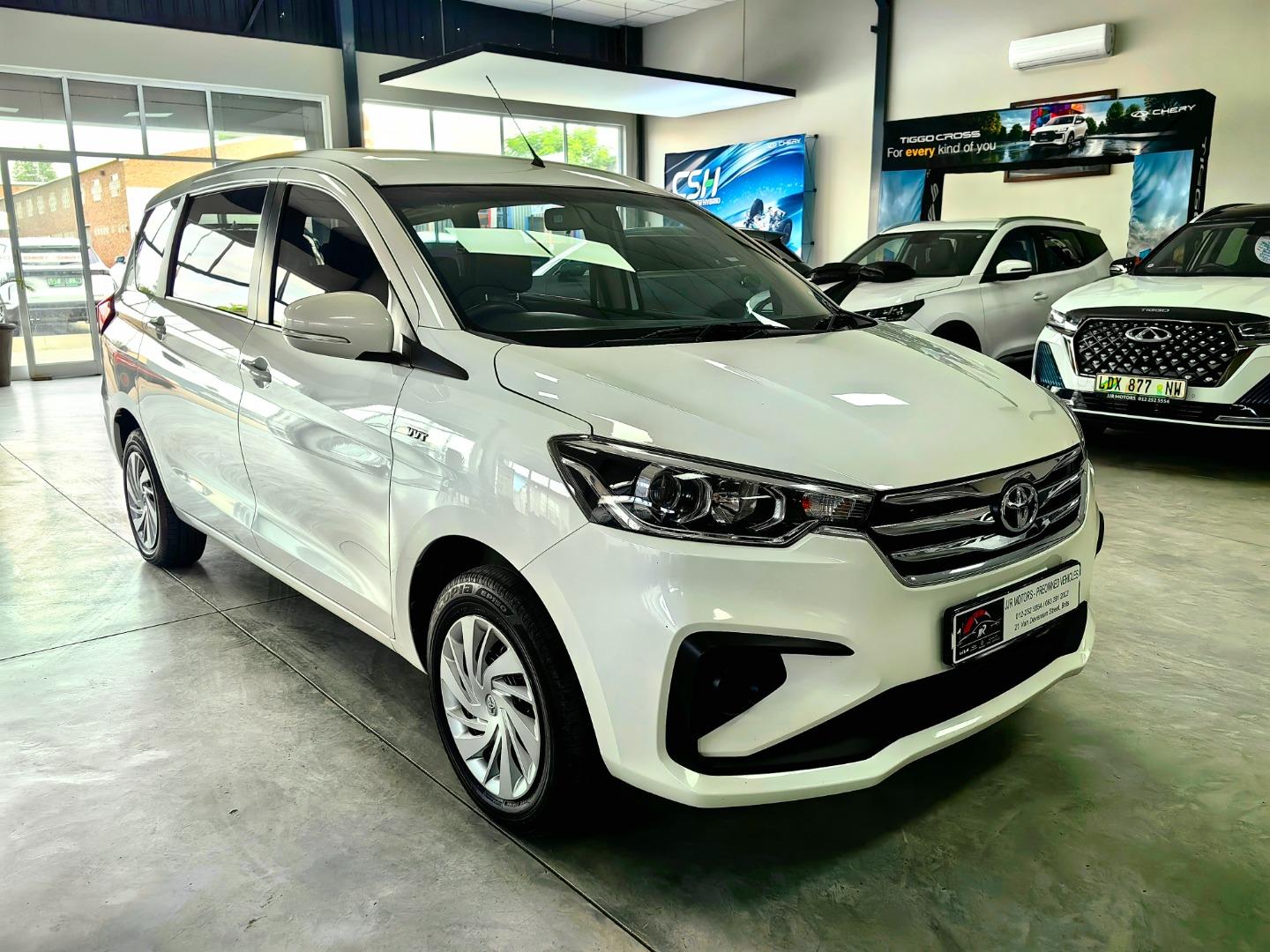 2022 Toyota Rumion 1.5 SX Q2FyTGlzdGluZzo1Njk5OTY R289900 | Avo Auto