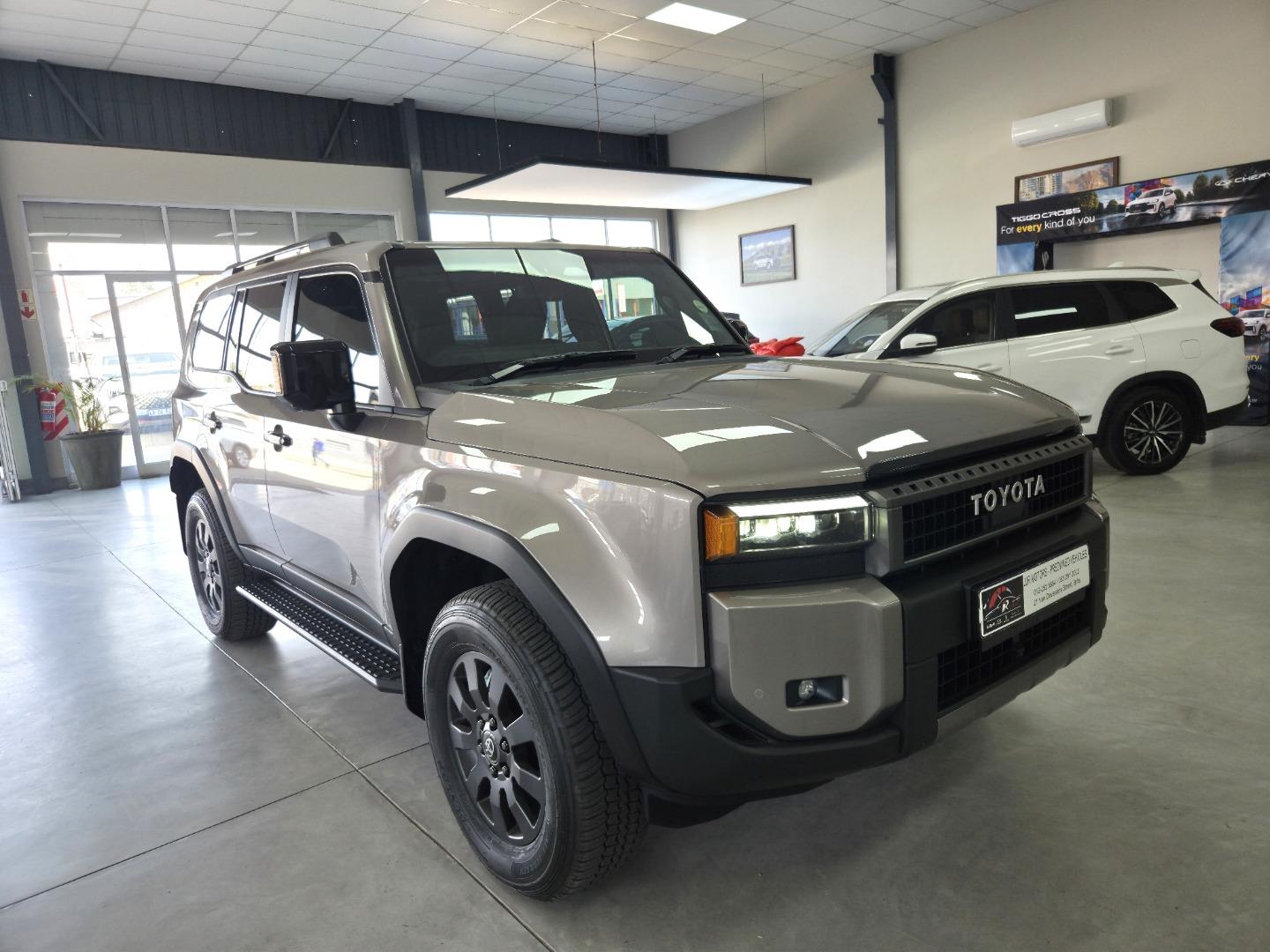 2025-Bronze-Toyota-Land-