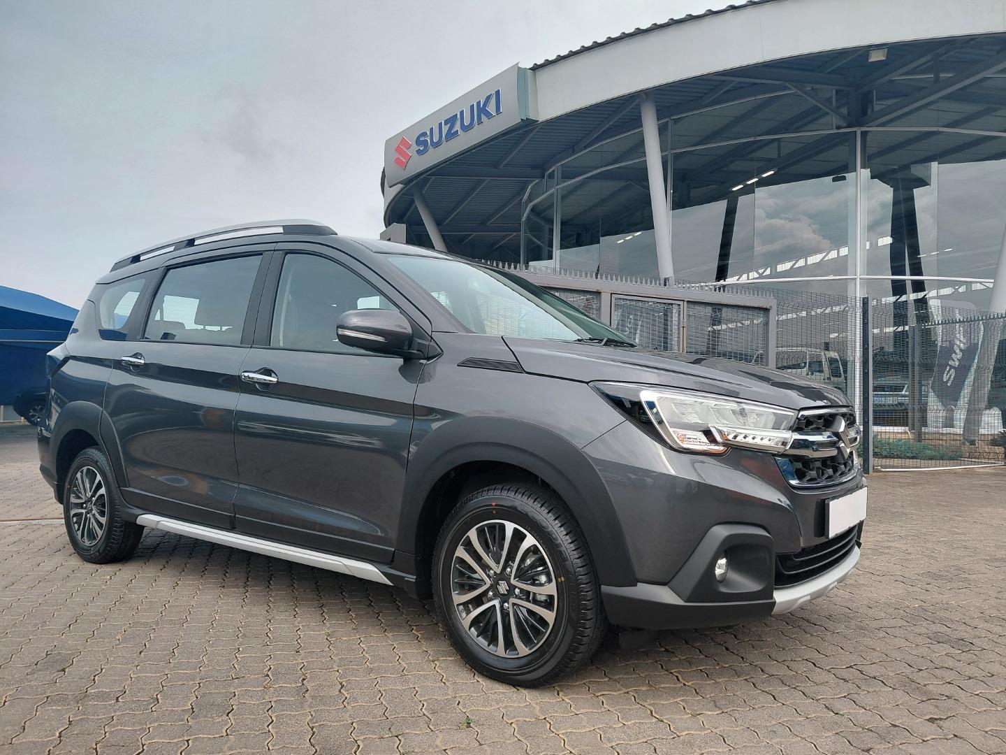 2025-Grey-Suzuki-XL6-15-GL-5MT