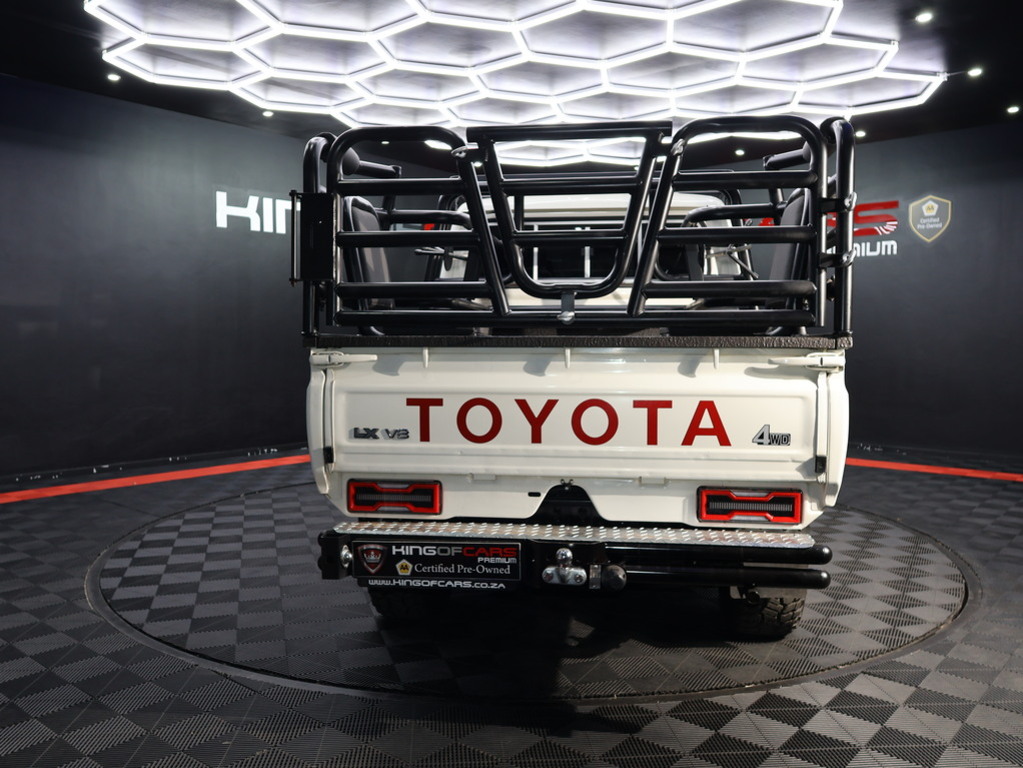 2020 Toyota Land Cruiser 79 79 4.5D V8 P/U D/C — image 5
