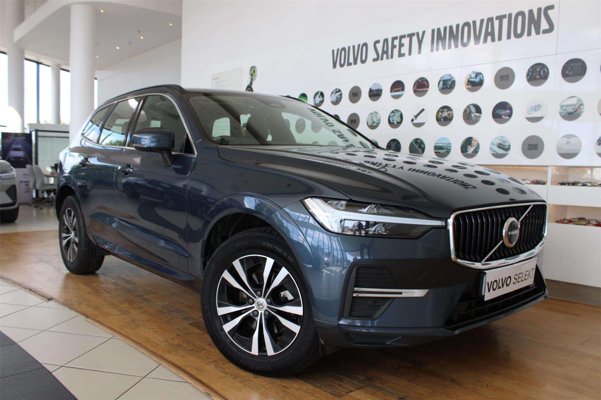 2022 Volvo XC60 B5 Momentum Geartronic Q2FyTGlzdGluZzo1ODE4ODM