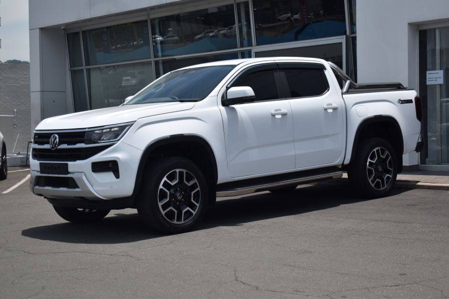2024 Volkswagen Light Commercial Amarok  for sale - 8002-306544