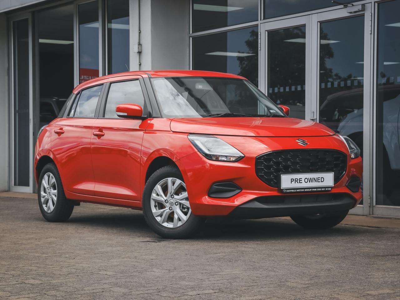 suzu.mako.0916 2026 Suzuki Swift 1.2 GL Q2FyTGlzdGluZzo1OTIwNTY R229900 | Avo Auto