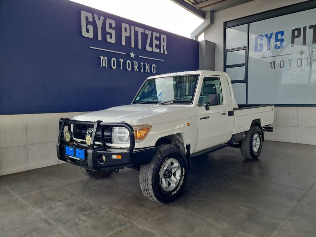 2012 Toyota Land Cruiser 79  for sale - 65272