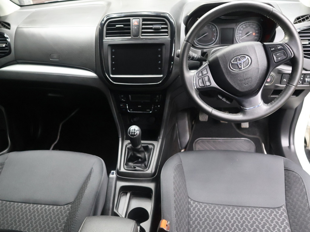 2023 Toyota Urban Cruiser 1.5 XR MT — image 8