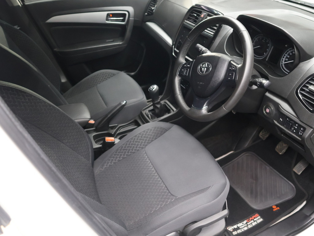 2023 Toyota Urban Cruiser 1.5 XR MT — image 9