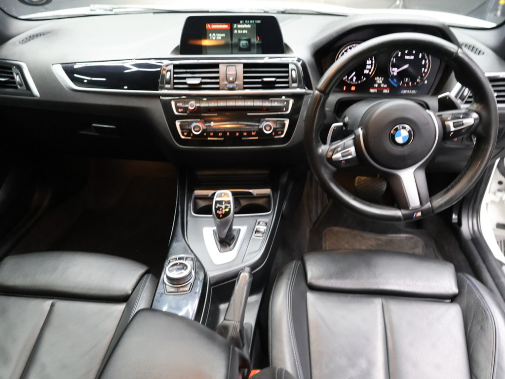 2018 BMW 1 Series M140i 5-door Sports-Auto — image 8