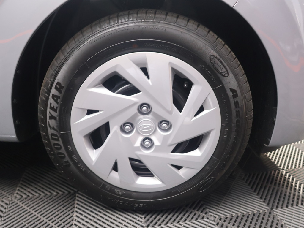 2026 Hyundai Grand i10 1.0 Premium M/T — image 7