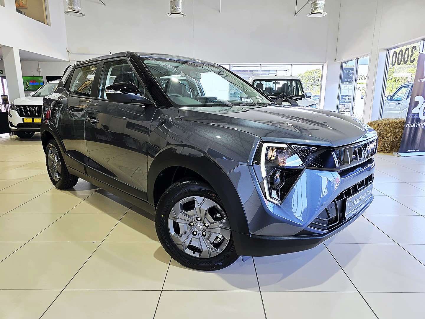 2026-GalaxyGrey-Mahindra-