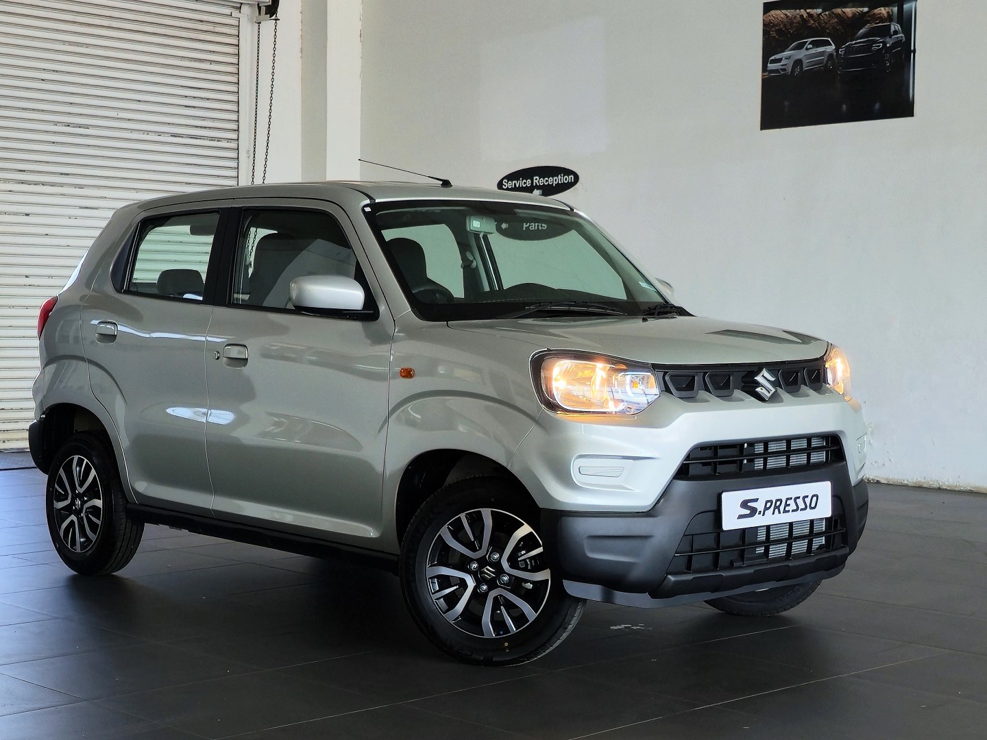 2026 Suzuki S-Presso 1.0 GL Plus Q2FyTGlzdGluZzo2MTM1NTI R189900