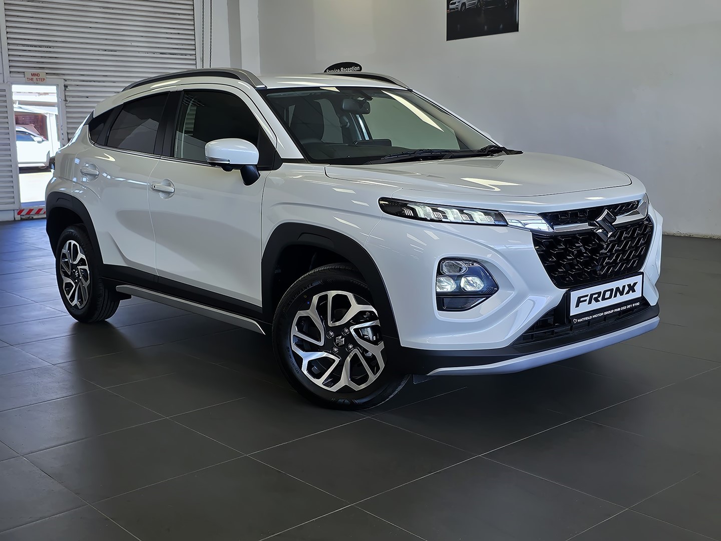 2026 Suzuki Fronx 1.5 GLX Auto Q2FyTGlzdGluZzo2MTIwOTI R368900