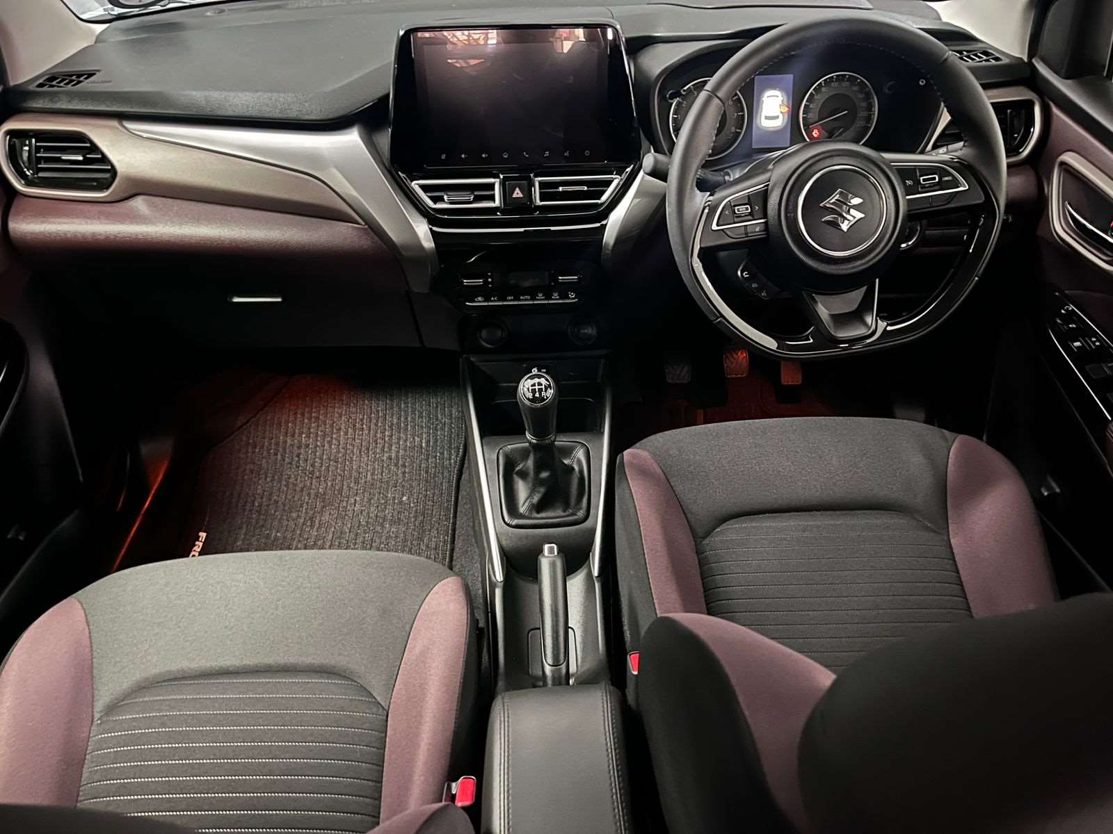 Suzuki Fronx 1.5 GLX 5MT - Image 4