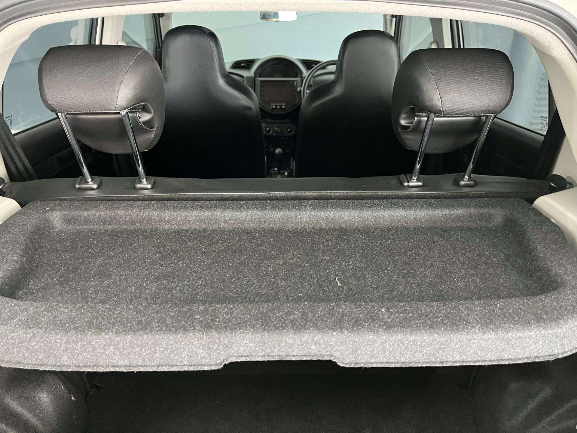 Suzuki S-Presso 1.0 GL+ AMT - Image 8