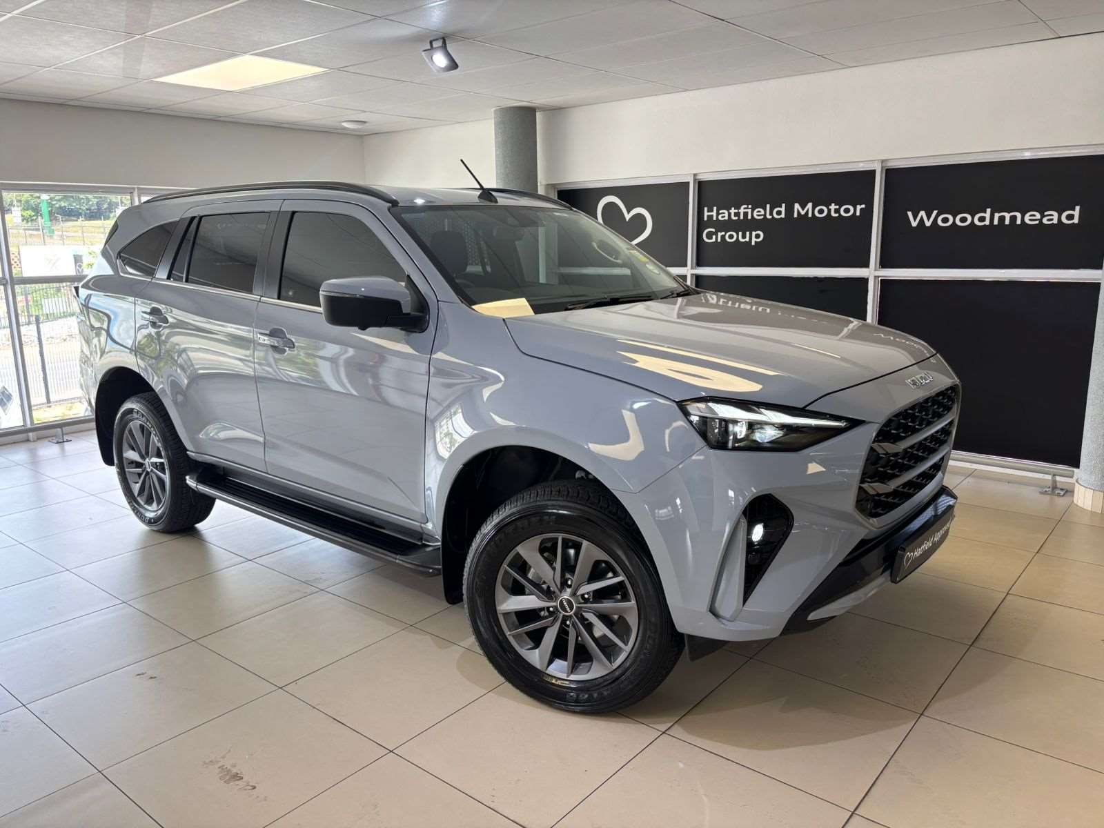 2026 Isuzu MU-X 3.0D HR LSE Auto Q2FyTGlzdGluZzo2MjcwNzk R779900