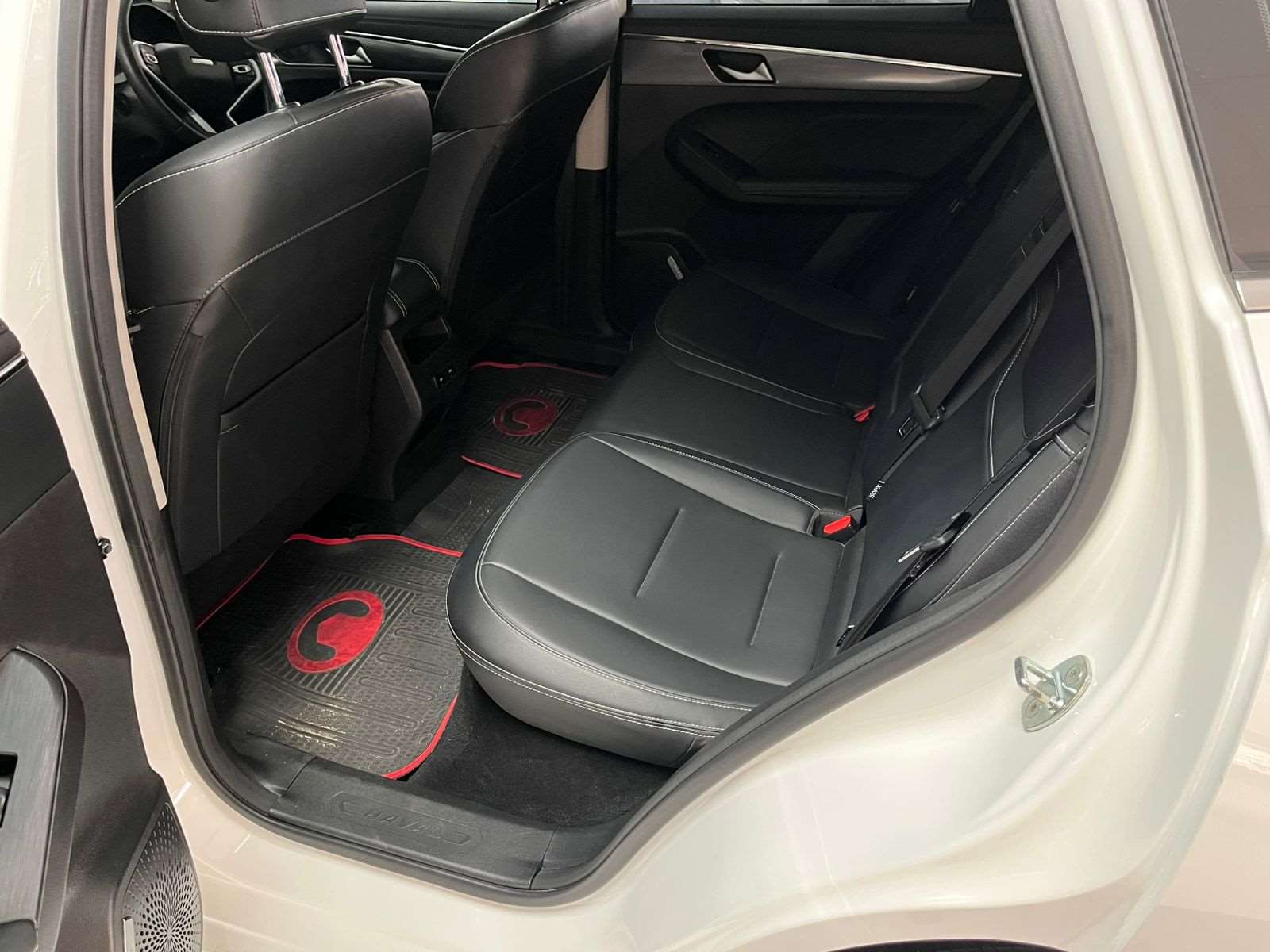 Haval Jolion 1.5T Luxury - Image 10