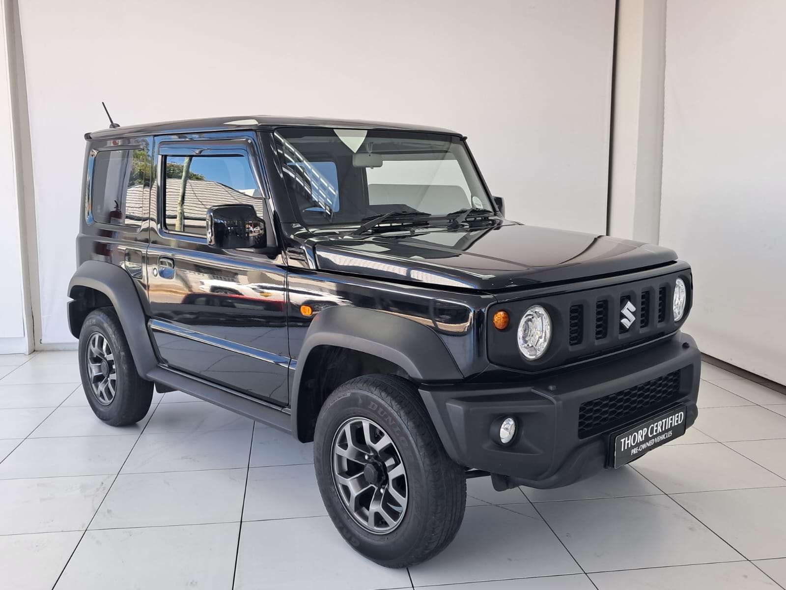2021 Suzuki Jimny 1.5 GLX Q2FyTGlzdGluZzo2MTc0MDk R309999 | Avo Auto