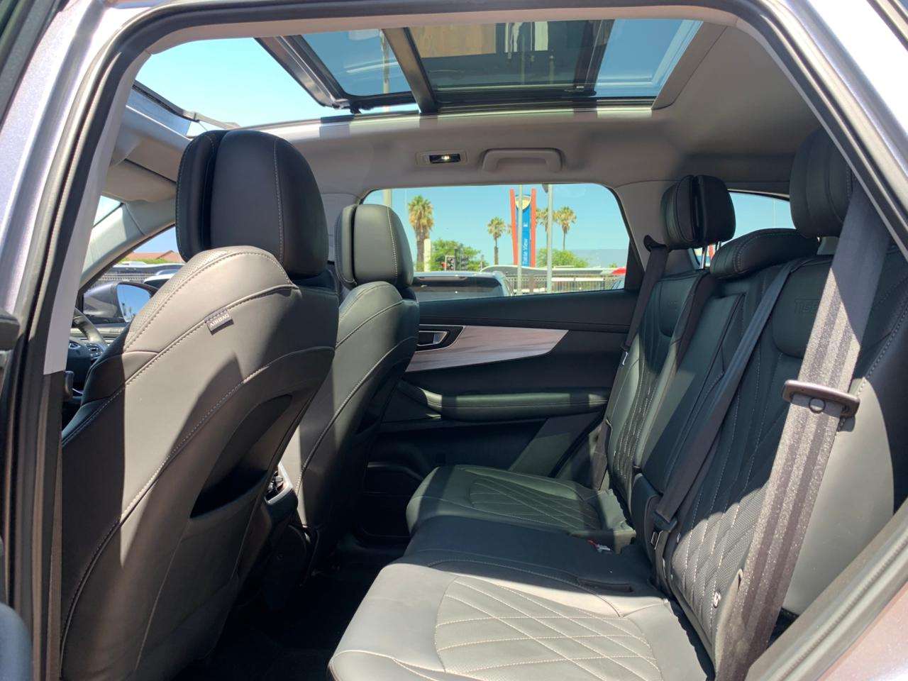 Chery Tiggo 8 Pro Max 2.0 TGDI Executive AWD DCT - Image 7