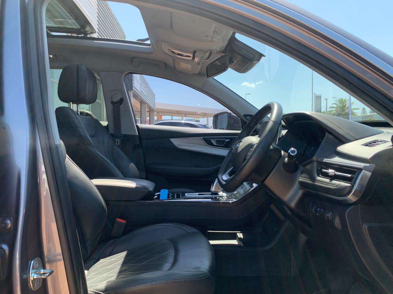 Chery Tiggo 8 Pro Max 2.0 TGDI Executive AWD DCT - Image 9