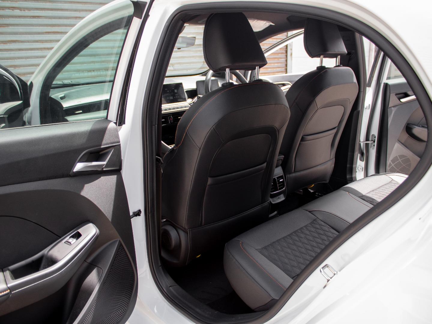 MG3 1.5L CVT Luxury - Image 14