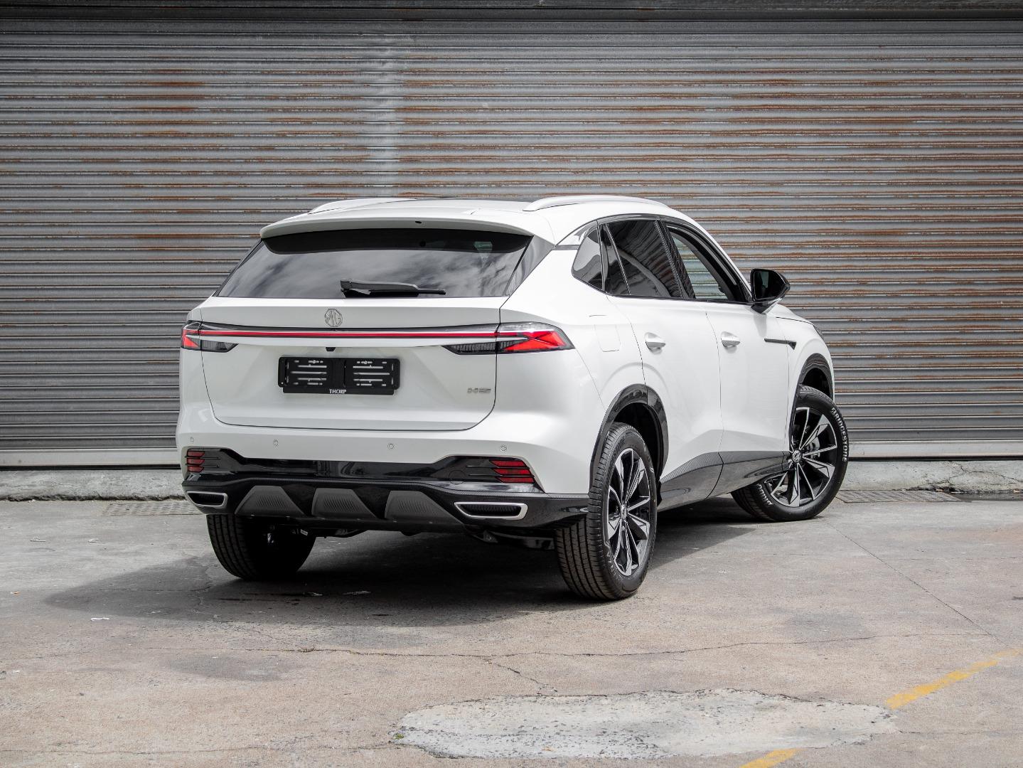 MG HS 2.0T AT Luxury - Image 8