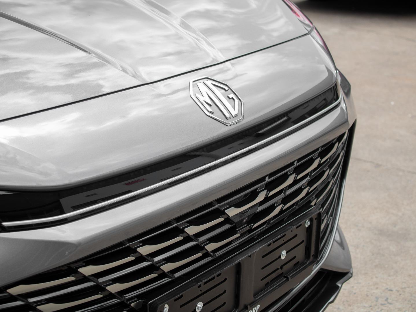 MG HS 2.0T AT Luxury - Image 3