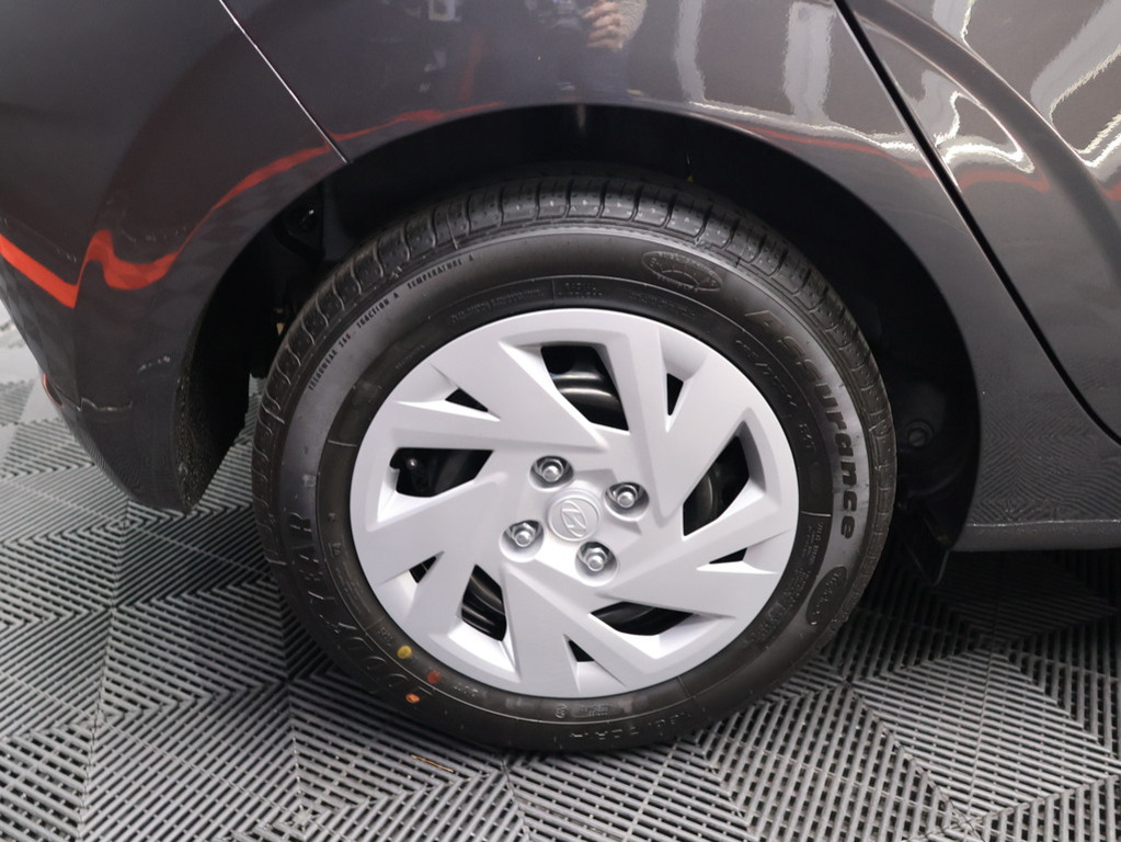 2026 Hyundai Grand i10 1.0 Premium M/T — image 7
