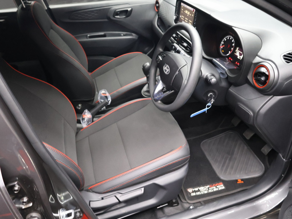 2026 Hyundai Grand i10 1.0 Premium M/T — image 9