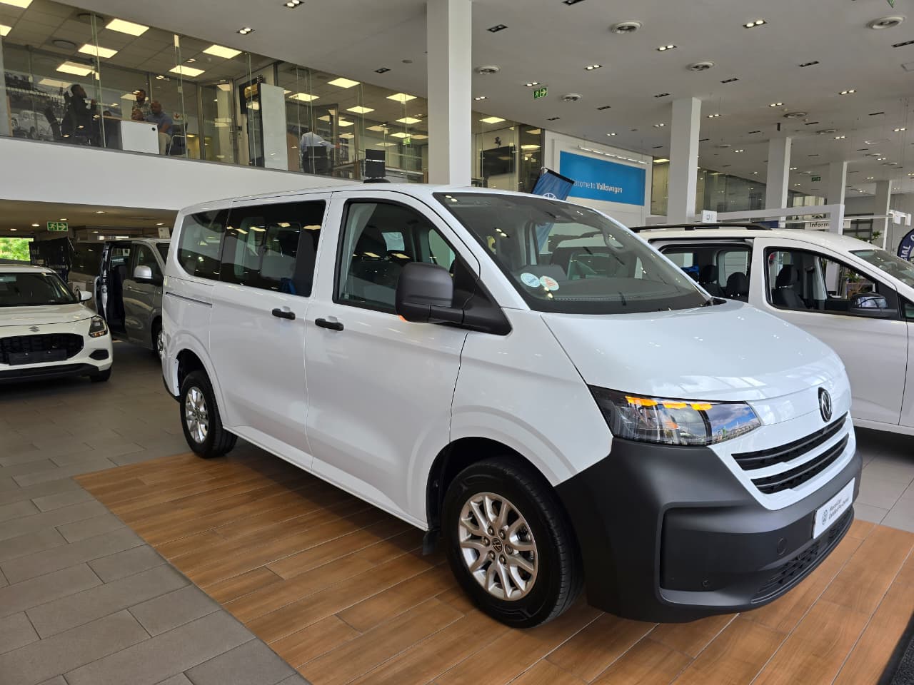 2025 Volkswagen Light Commercial Transporter Kombi  for sale - 8375221