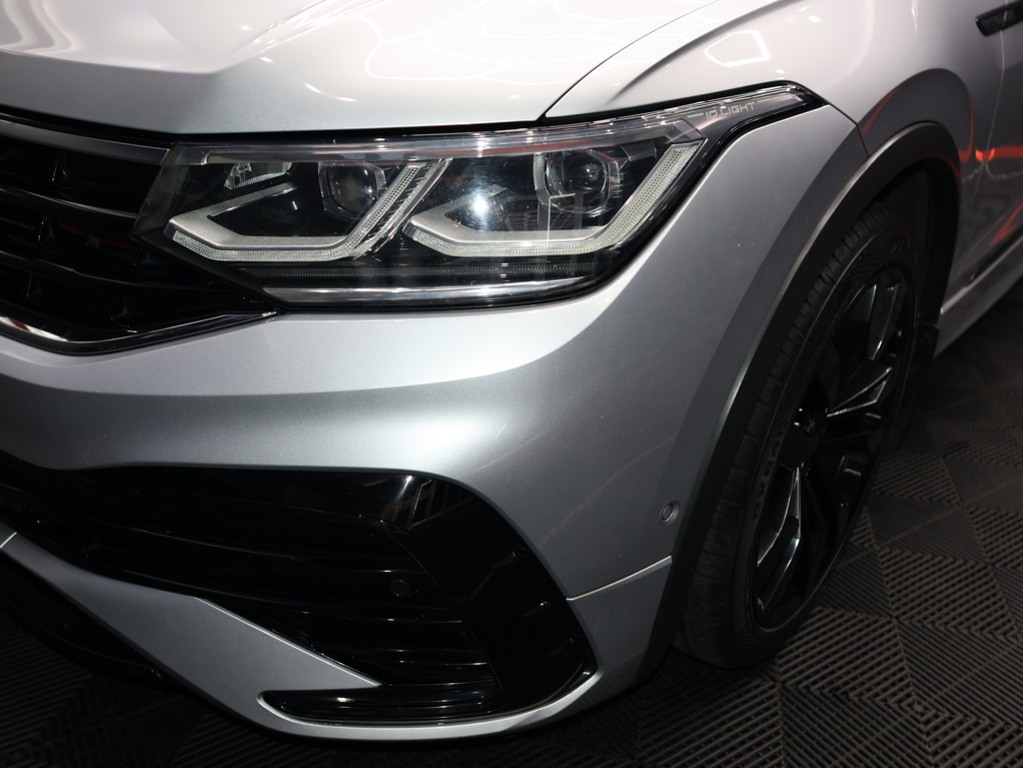 2021 Volkswagen Tiguan 2.0 TSI R-Line 4Motion DSG — image 6