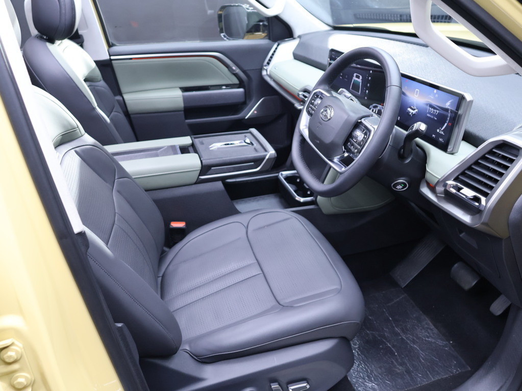 2026 LDV Terron 9 2.5D Flagship 4WD 8 SPD ZF Automatic — image 12
