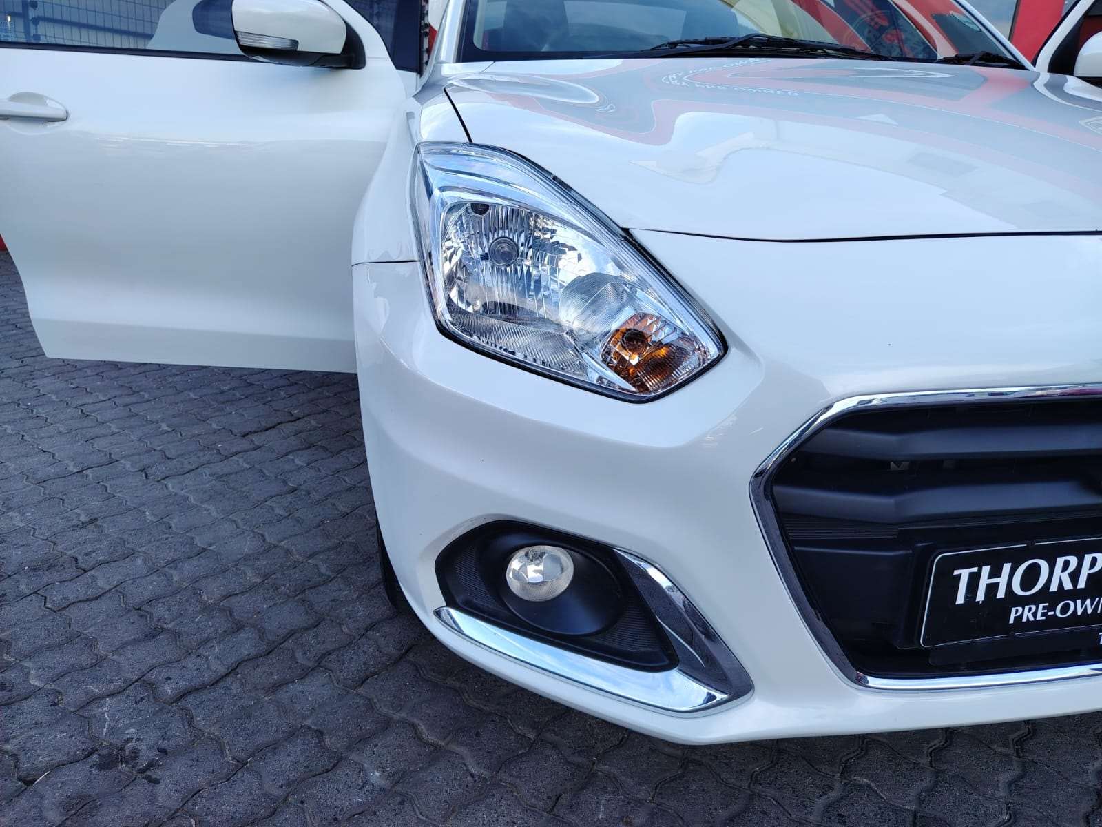 Suzuki DZire 1.2 GL - Image 10
