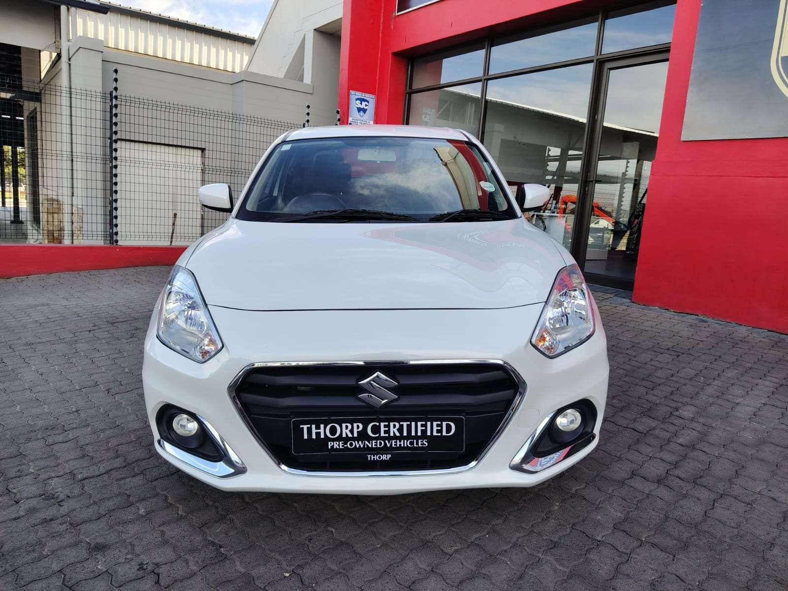 Suzuki DZire 1.2 GL - Image 2