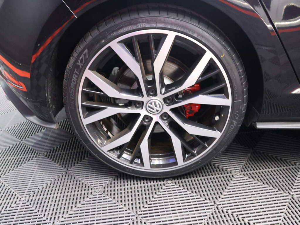 2017 Volkswagen Golf 7 2.0 TSI GTI DSG — image 6