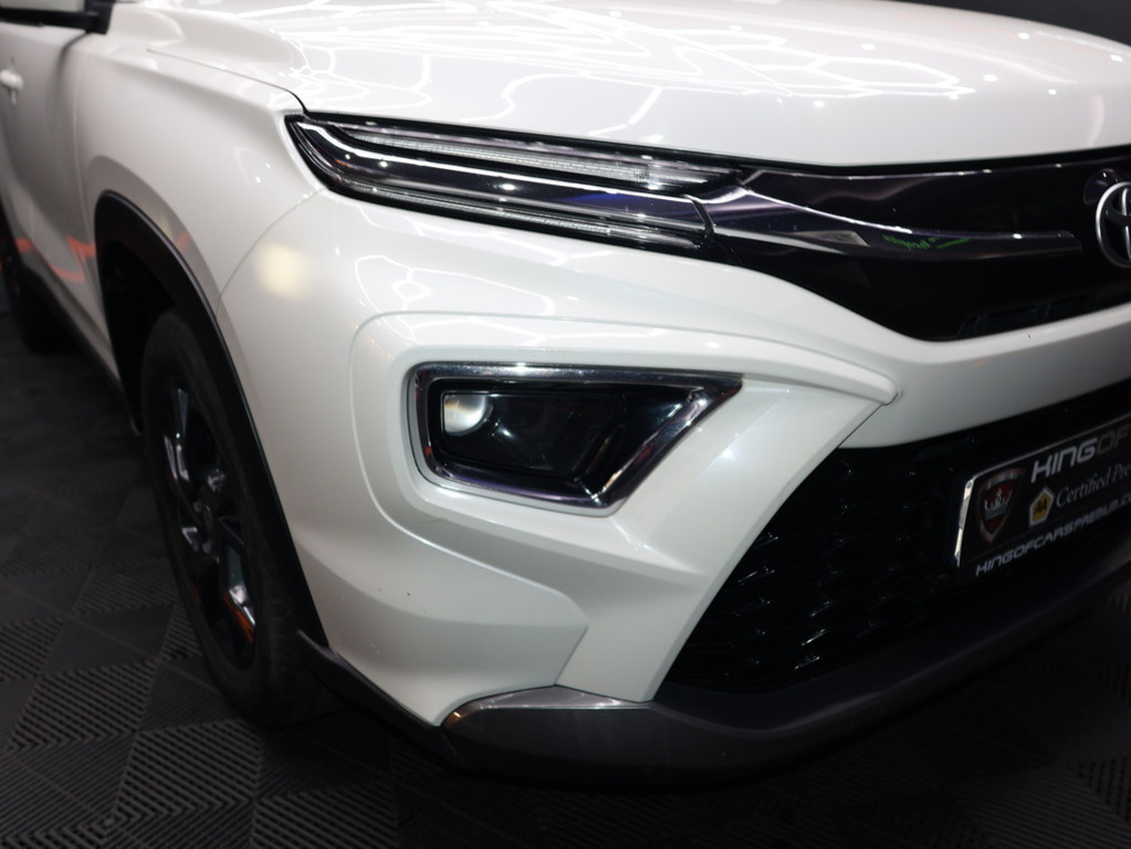 2025 Toyota Urban Cruiser 1.5 XR AT — image 6