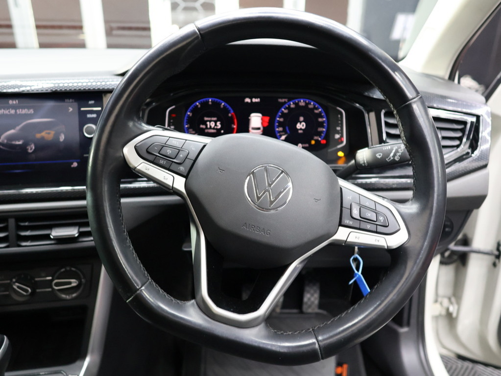 2022 Volkswagen Polo Hatch 1.0 TSI Life DSG — image 13