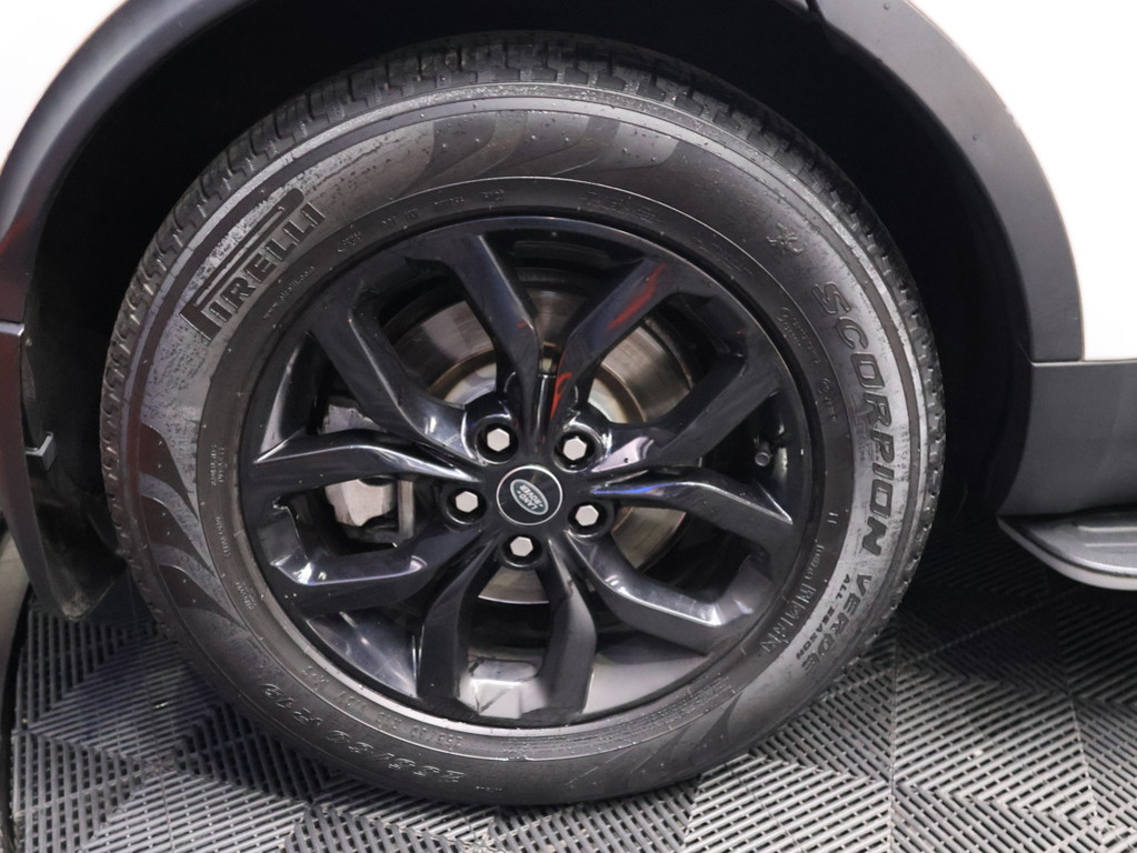 2018 Land Rover Discovery SE Td6 — image 7