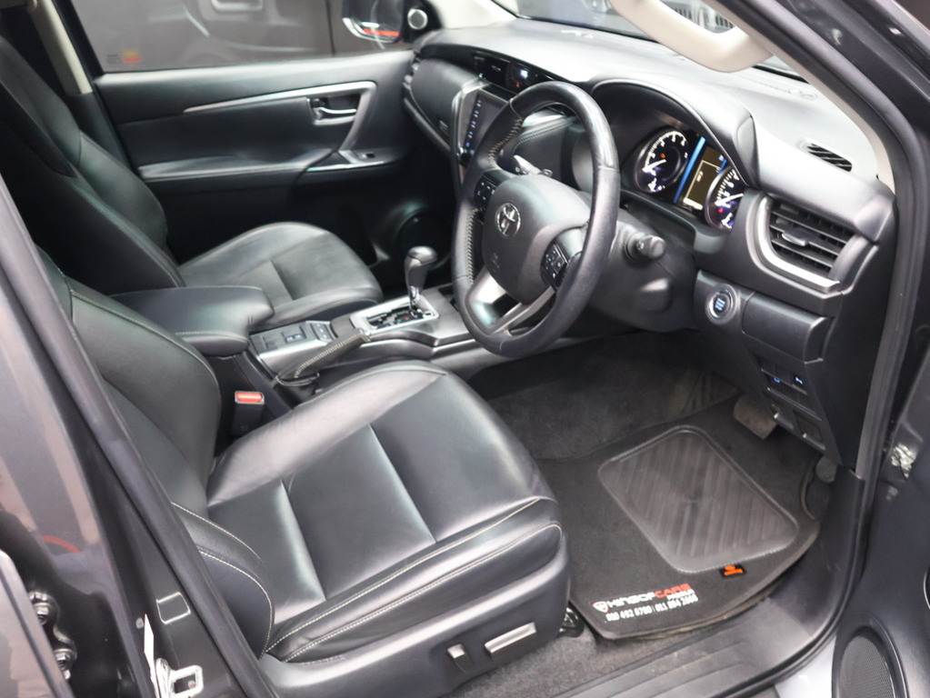 2022 Toyota Fortuner 2.8GD-6 4X4 A/T — image 9
