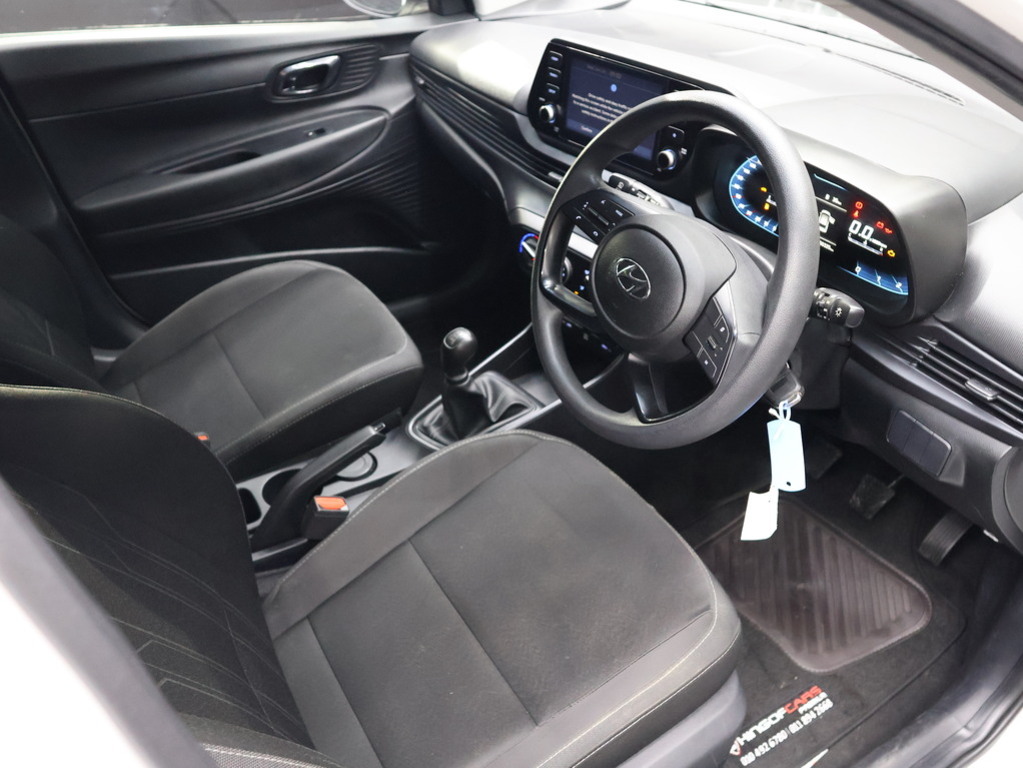 2022 Hyundai i20 1.2 Motion — image 12