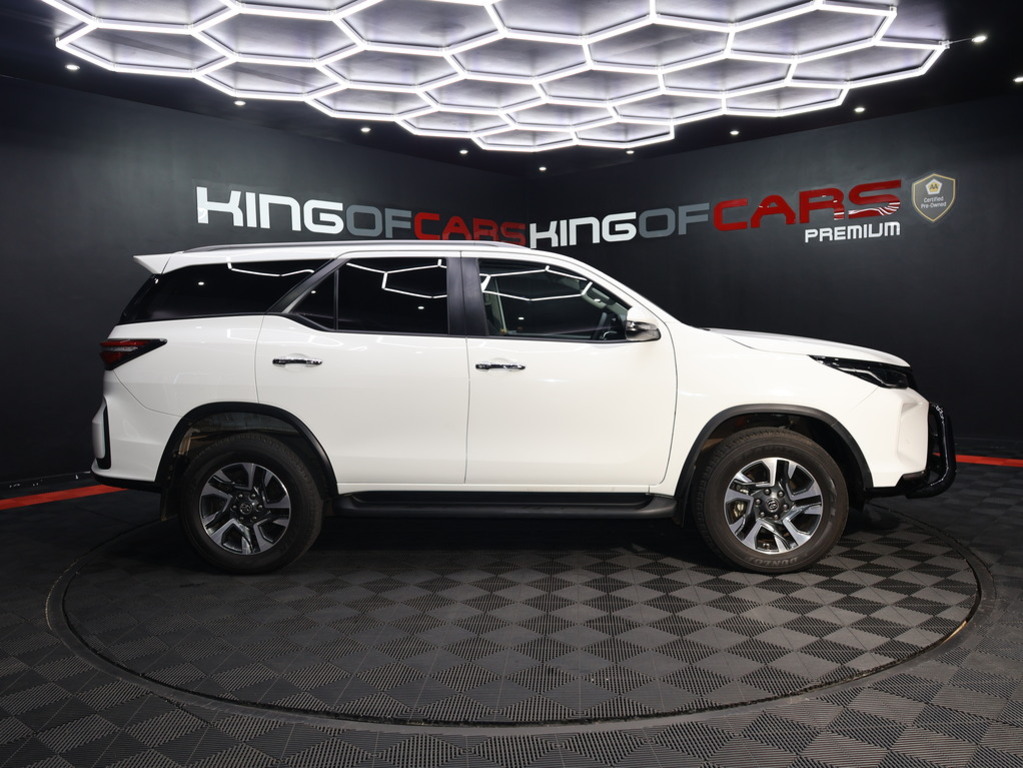 2025 Toyota Fortuner 2.4 GD-6 RB 6AT — image 7