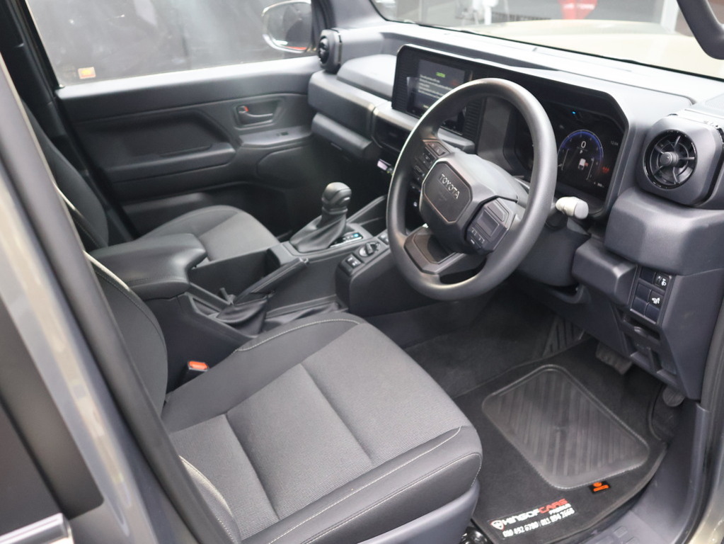 2026 Toyota Land Cruiser FJ 4X4 6AT GX — image 12
