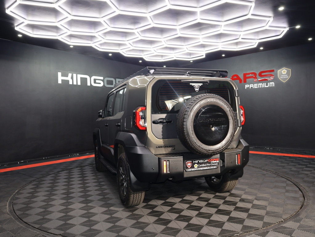2026 Toyota Land Cruiser FJ 4X4 6AT GX — image 6