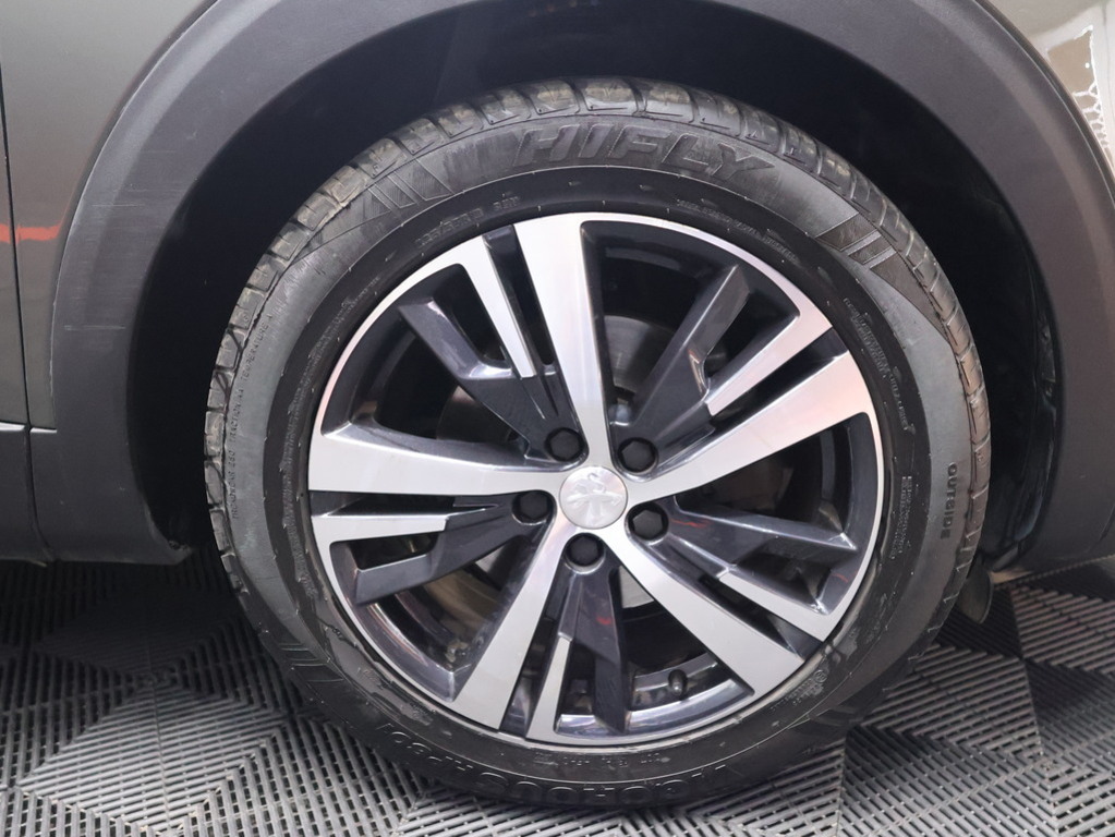 2021 Peugeot 3008 SUV 1.6T Active — image 10