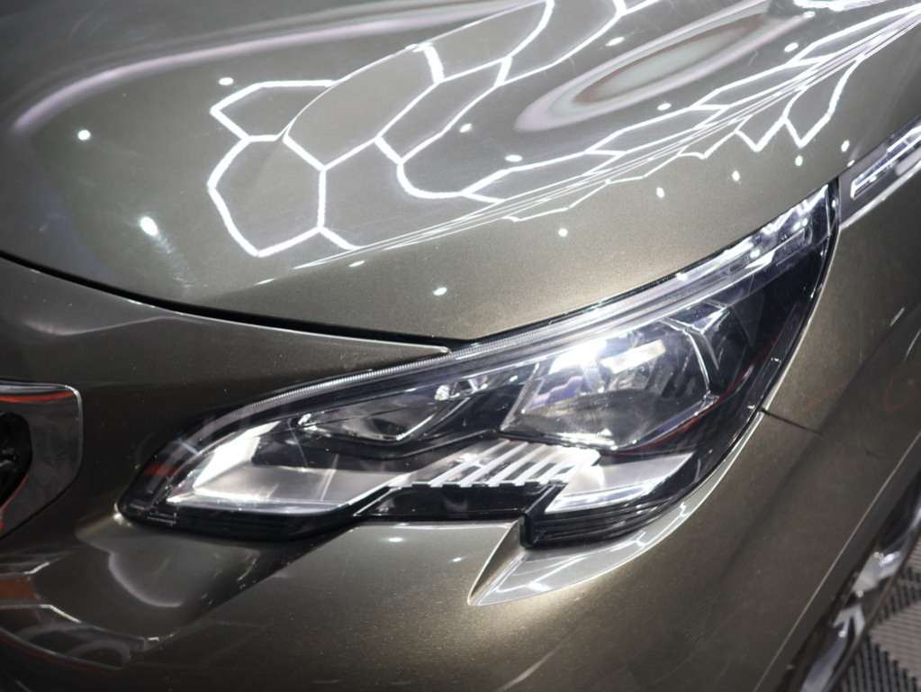 2021 Peugeot 3008 SUV 1.6T Active — image 9