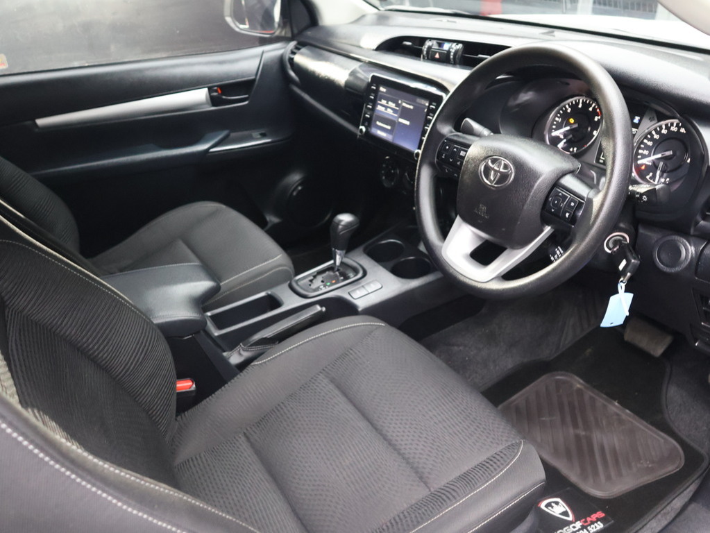 2022 Toyota Hilux Xtra Cab 2.4 GD-6 RB Raider 6AT — image 12